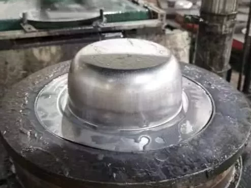 wholesale pots and pans-Manufacturing Process